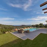 Borgo Smeraldo Villa *
