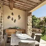 Villa Borgo Smeraldo *