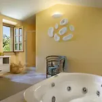 Borgo Smeraldo Villa *