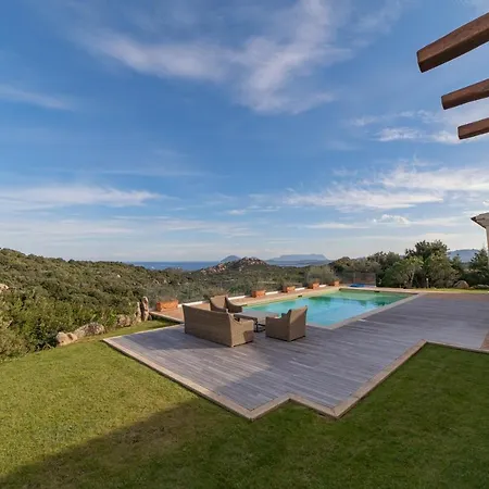Borgo Smeraldo Villa *