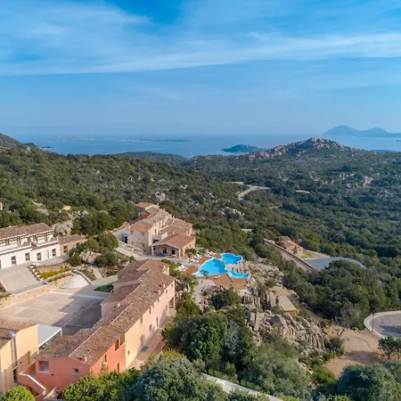 Borgo Smeraldo Βίλα Arzachena