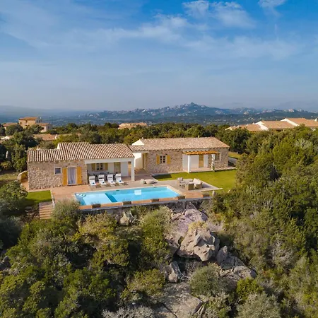 빌라 Borgo Smeraldo *