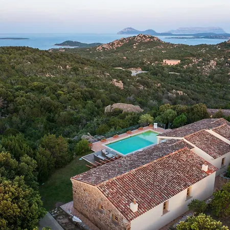 Borgo Smeraldo * Arzachena