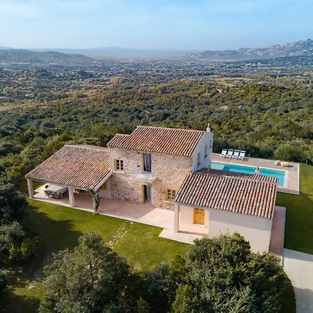 Borgo Smeraldo Βίλα Arzachena